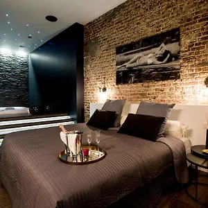 Appartement Chambre Avec Jacuzzi Sauna Privatif, Brussel